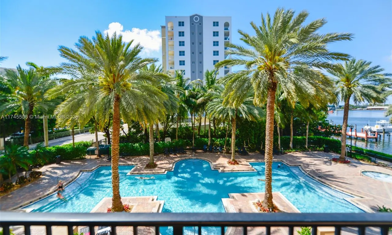 17100 N Bay Rd # 1303, Sunny Isles Beach FL 33160
