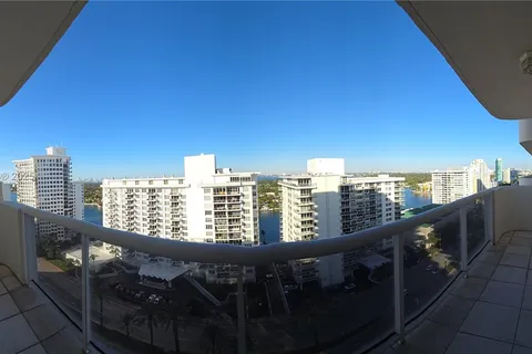 5757 Collins Ave # 1902, Miami Beach FL 33140