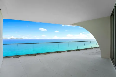 16901 Collins Ave # 3905, Sunny Isles Beach FL 33160