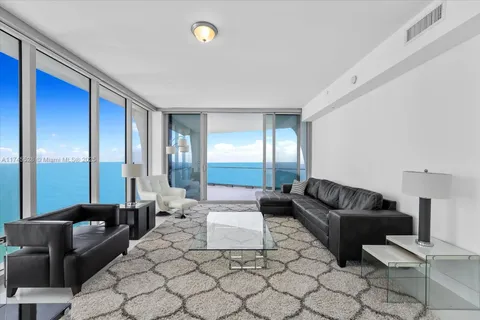 16901 Collins Ave # 3905, Sunny Isles Beach FL 33160