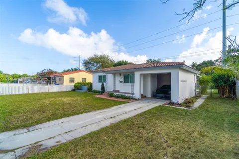 1270 NE 161st St, North Miami Beach FL 33162