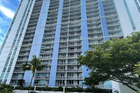 335 S Biscayne Blvd # 3400, Miami FL 33131