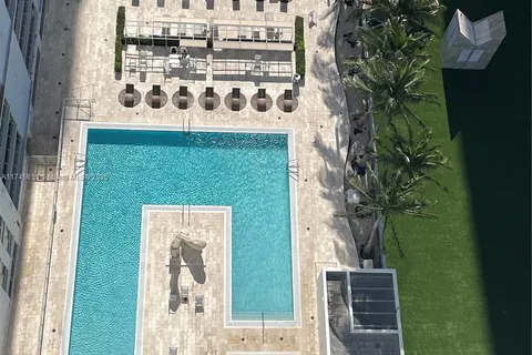 335 S Biscayne Blvd # 3400, Miami FL 33131