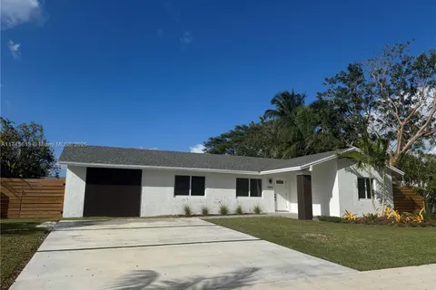 14851 SW 71st St, Miami FL 33193