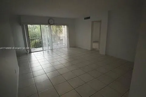 6904 N Kendall Dr # F303, Pinecrest FL 33156