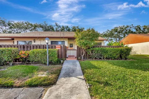 4864 Sable Pine Cir # A, West Palm Beach FL 33417