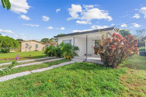 1408 N 23rd St, Fort Pierce FL 34950