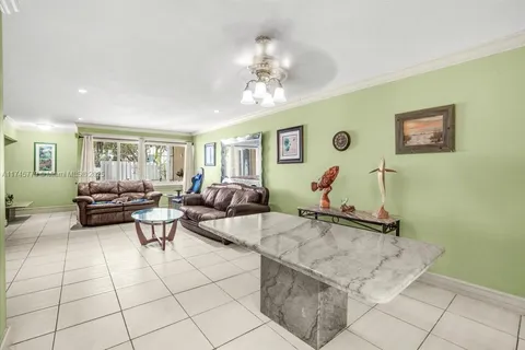 22332 SW 103rd Ct, Cutler Bay FL 33190