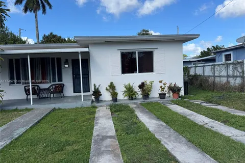 1391 NW 102nd St, Miami FL 33147