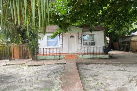 2858 NW 31st Ave, Miami FL 33142