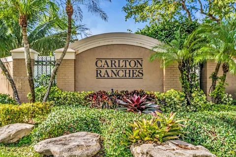 3440 Carlton Ln, Davie FL 33330