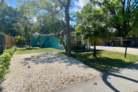 1420 SW 33rd Ct, Fort Lauderdale FL 33315