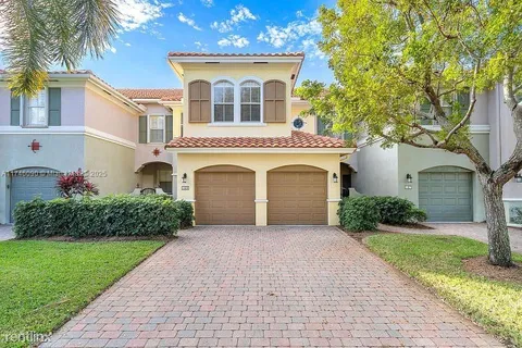 183 Las Brisas Cir, Hypoluxo FL 33462