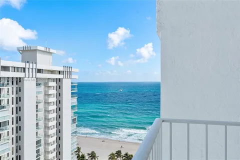 1010 S Ocean Blvd # 1811, Pompano Beach FL 33062