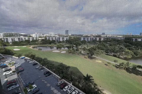 20379 W Country Club Dr # 1440, Aventura FL 33180