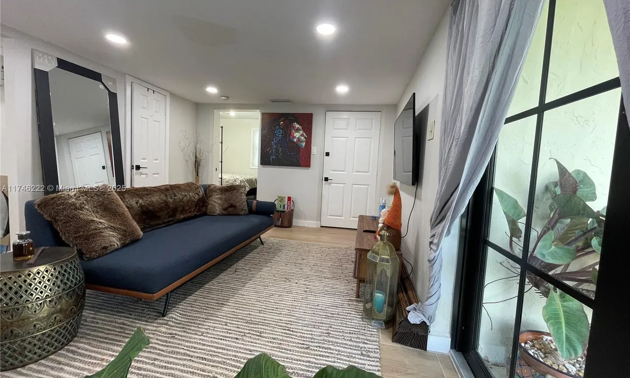 8525 Franjo Rd # 2, Cutler Bay FL 33189