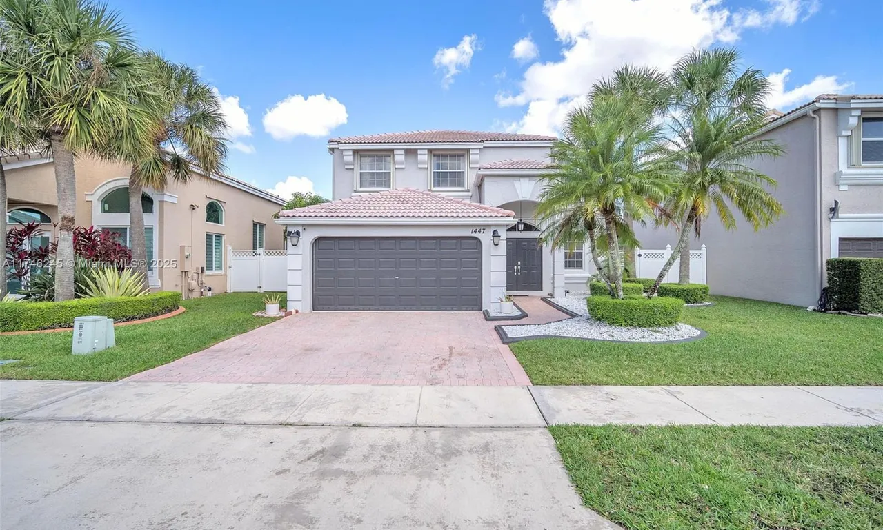 1447 NW 159th Ln, Pembroke Pines FL 33028