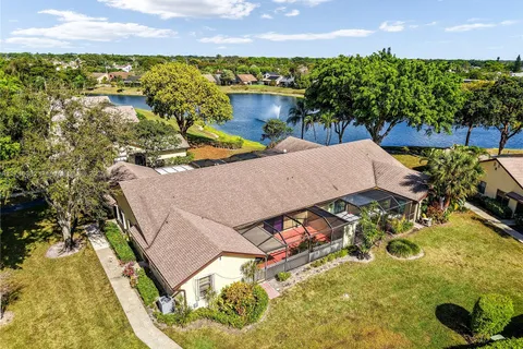 23362 Barlake Dr, Boca Raton FL 33433