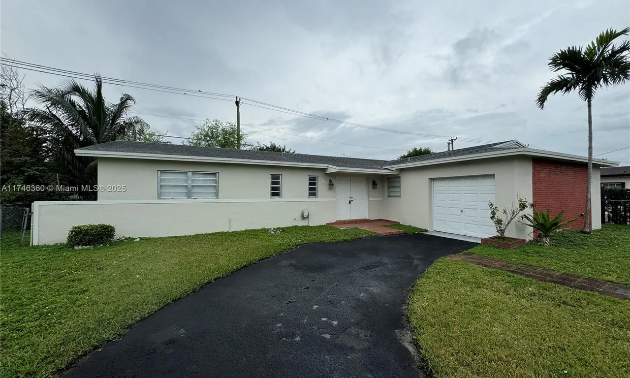 3942 SW 119th Ave, Miami FL 33175