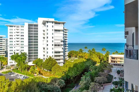 251 Crandon Blvd # 829, Key Biscayne FL 33149