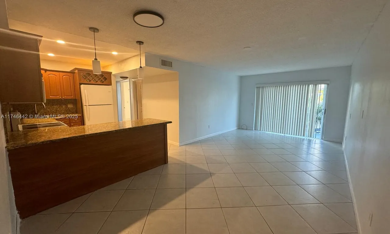 3642 NE 171st St # 306, North Miami Beach FL 33160