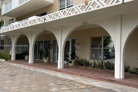 1455 N Treasure Dr # 7D, North Bay Village FL 33141