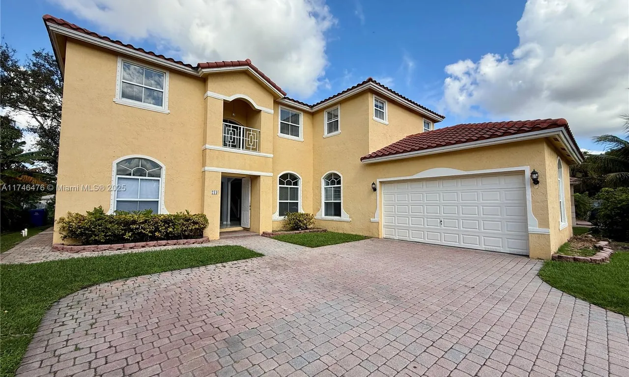 2132 SW 118th Ave, Miramar FL 33025