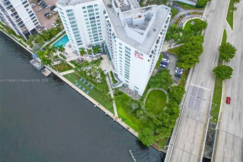 2670 E Sunrise Blvd # 615, Fort Lauderdale FL 33304