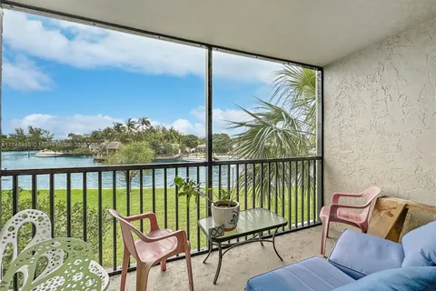 13 Royal Palm Way # 2030, Boca Raton FL 33432