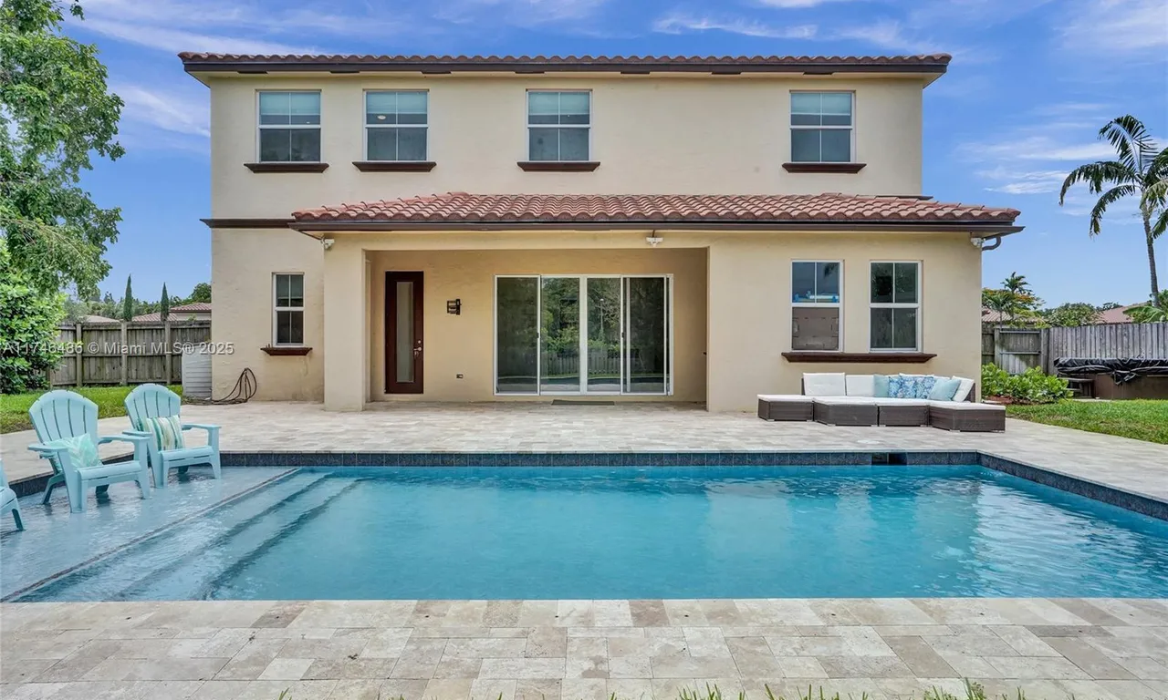 6455 SW 55th Pl, Davie FL 33314