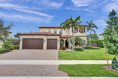 6455 SW 55th Pl, Davie FL 33314