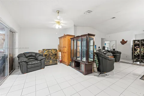 3876 Summer Chase Ct, Lake Worth FL 33467