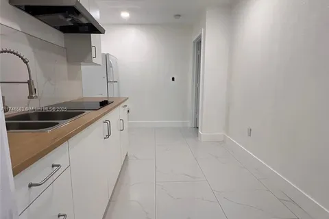 15303 SW 181st St # 15303, Miami FL 33187
