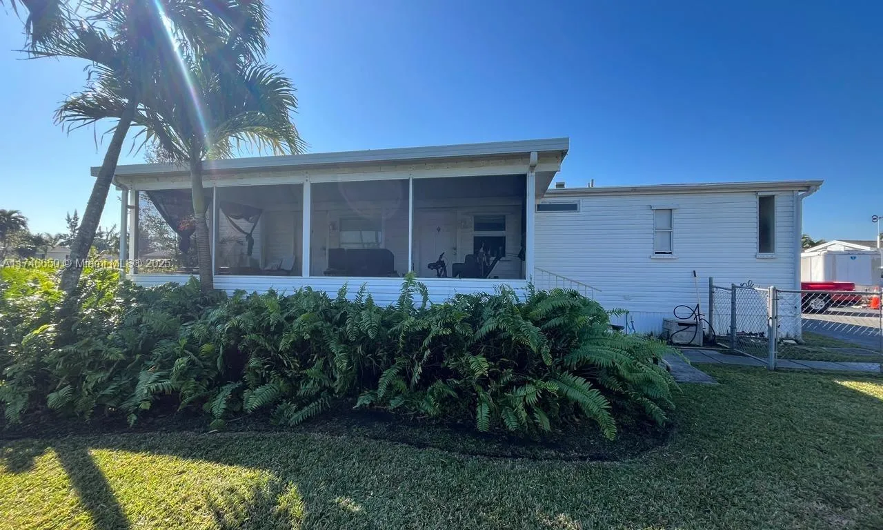 35250 SW 177th Unit 170, Homestead FL 33034