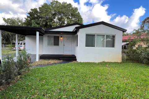 16 SW 5th St # 1, Dania Beach FL 33004