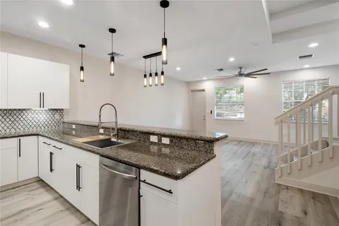 804 S Riverside Dr, Pompano Beach FL 33062