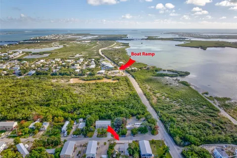 28131 Helen Avenue, Lower Keys FL 33042