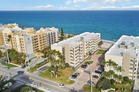 1239 Hillsboro # 203, Hillsboro Beach FL 33062