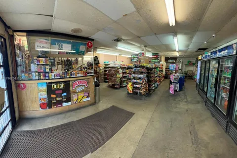 1186 NW 103rd St, Miami FL 33150
