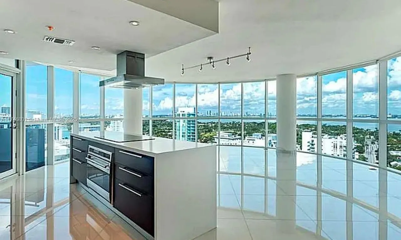 6301 Collins Ave # 2705, Miami Beach FL 33141