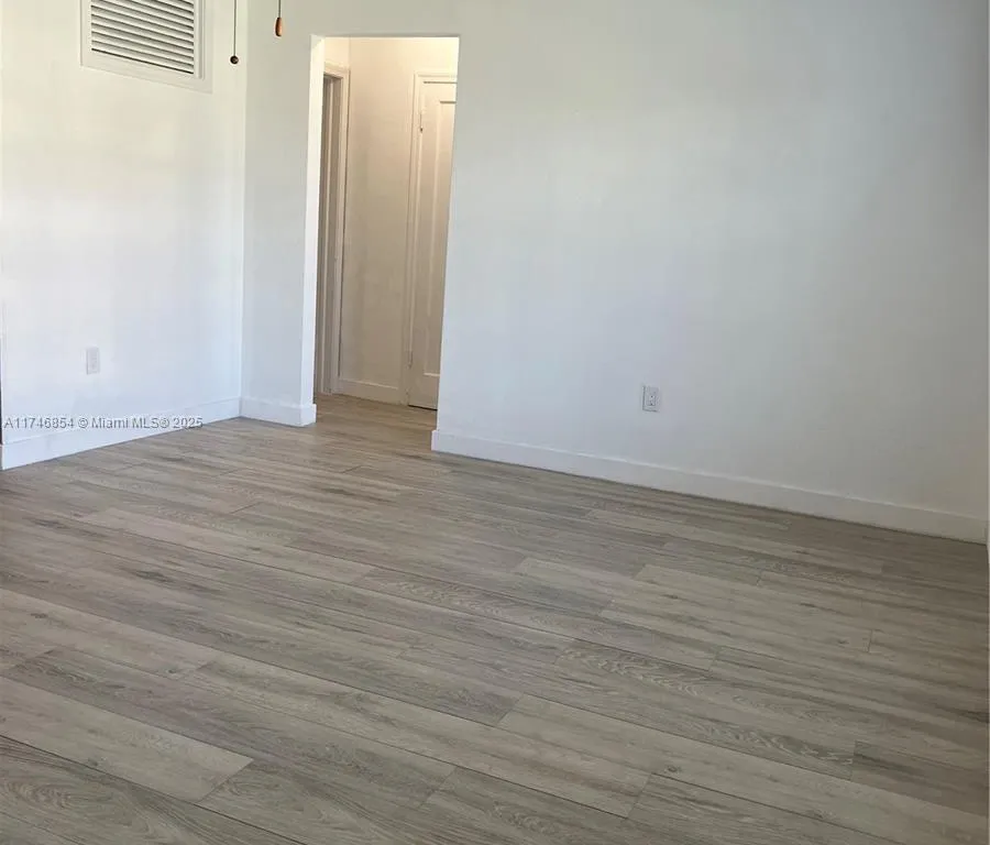 661 SW 11th St # 21W, Miami FL 33129