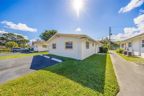 808 SW 30th St, Fort Lauderdale FL 33315