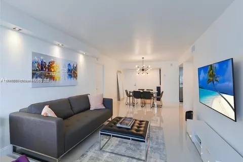 3725 S Ocean Dr # 1019, Hollywood FL 33019