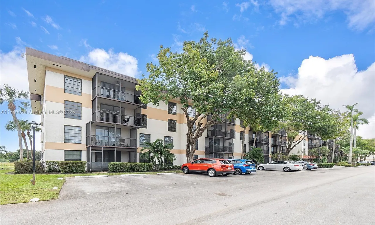 5530 NW 44th St # 306C, Lauderhill FL 33319