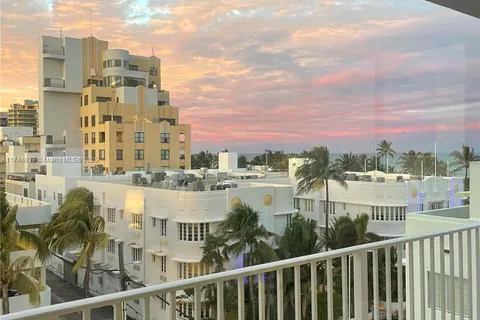 1255 Collins Ave # 607, Miami Beach FL 33139