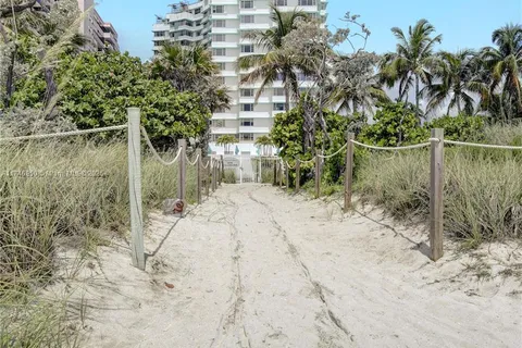 5255 Collins Ave # 7G, Miami Beach FL 33140