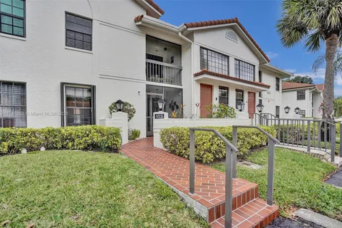 9777 E Sills Dr E # 103, Boynton Beach FL 33437