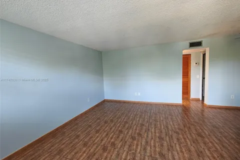 1801 S Treasure Dr # 306, North Bay Village FL 33141