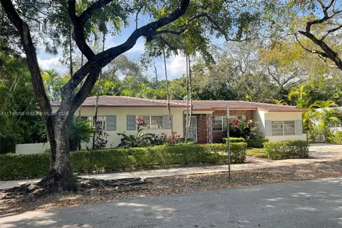 828 Lorca St, Coral Gables FL 33134