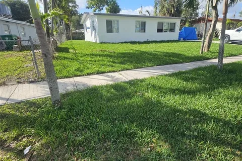 5510 SW 37th Ct, Davie FL 33314